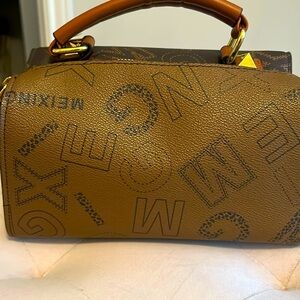 Pre used fashion handbag